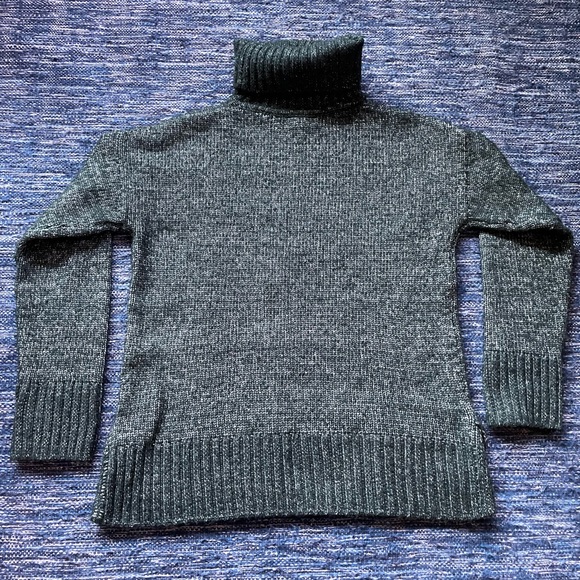 Heather green turtleneck sweater - Picture 2 of 7